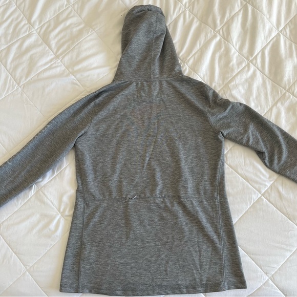Vineyard Vines Performance Hoodie - Picture 6 of 9
